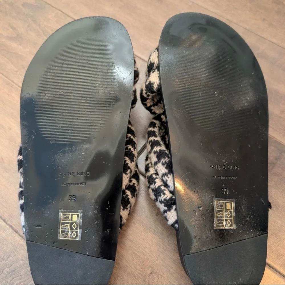 Anine Bing Lizzie Slides - Picture 4 of 4